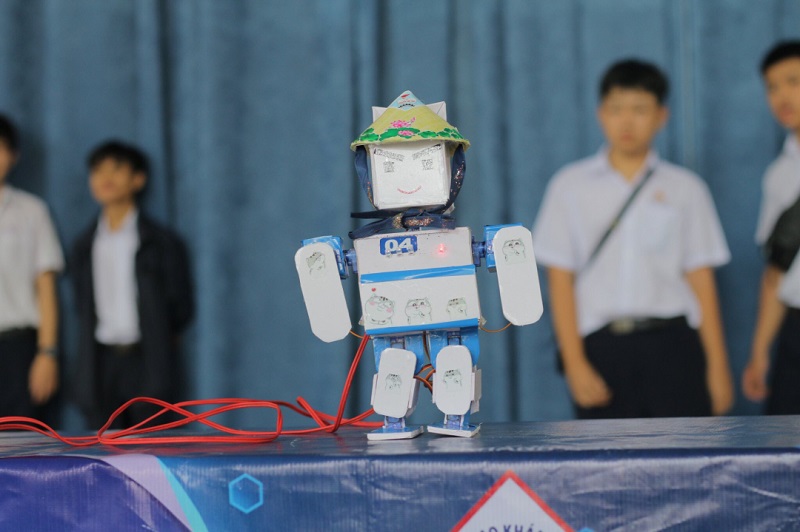 Interesting Robocon contest for students