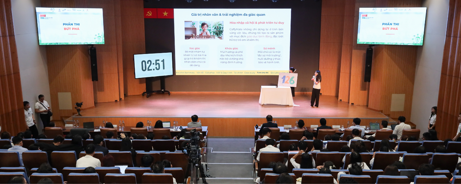 [ZESG 2026] Đội "Gia đình nhỏ hạnh phúc to" và Dự án CoffyMate: Khi đồ chơi xanh thắp sáng tương lai cho trẻ khiếm thị