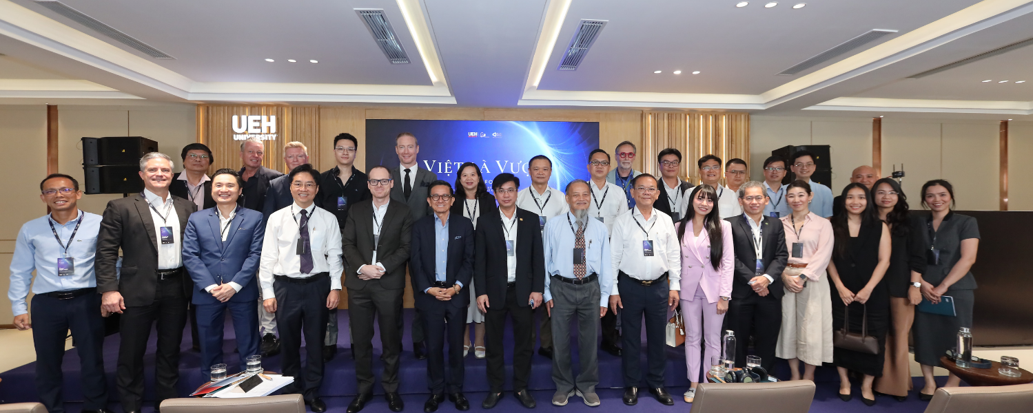 VIỆT Là VƯỢT Inner Forum số 01: Phiên đối thoại hấp dẫn về kinh tế toàn cầu và triển vọng kinh tế Việt Nam trong bối cảnh mới